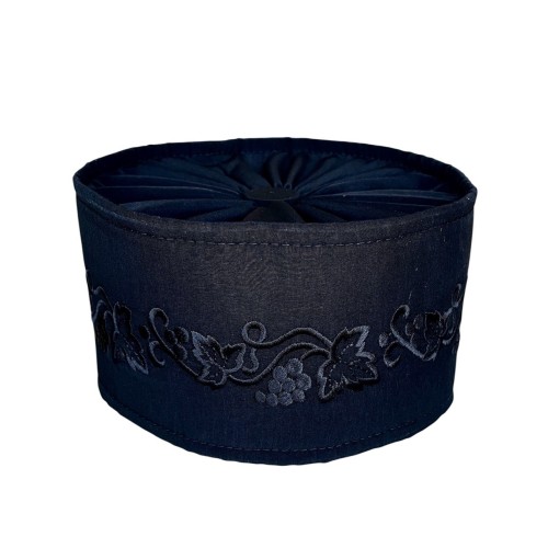 СКУФИЯ  Греческая  Черная  58,5р Вышивка. Мокрый шелк